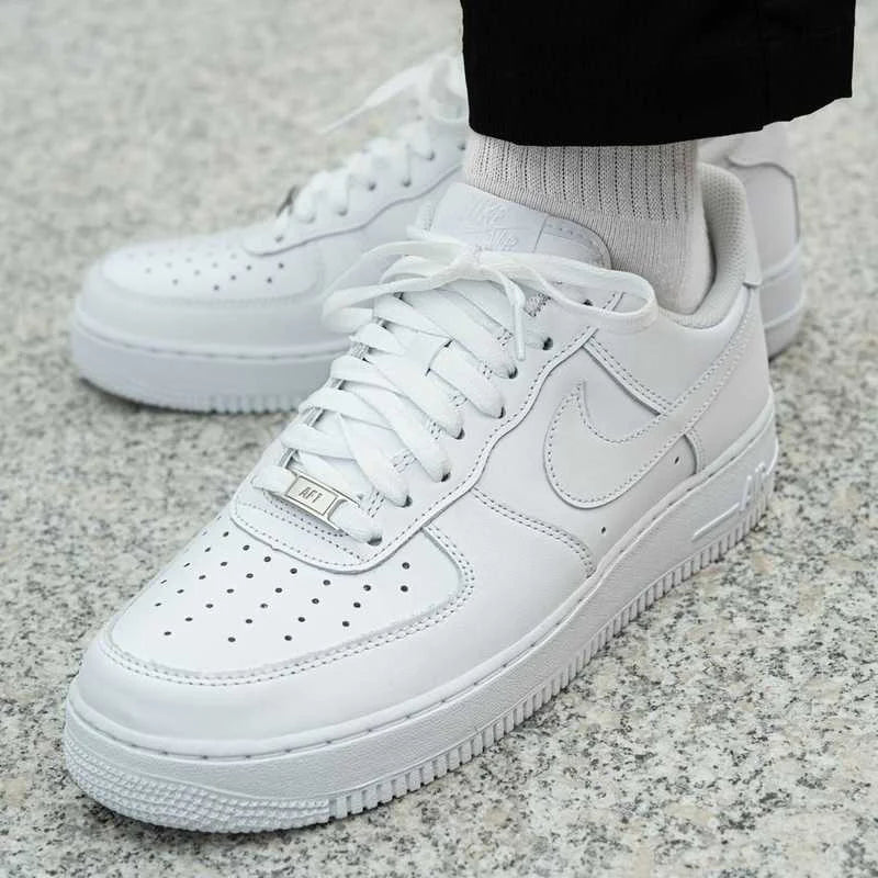 Air Force 1 Low 07 Triple White - Image 6