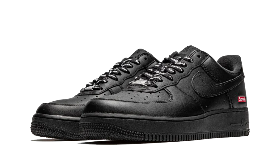 Alternative view of Air Force 1 Low Black Supreme