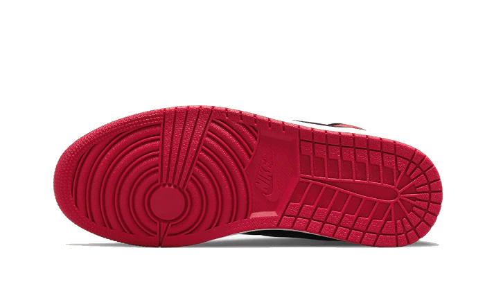 Air Jordan 1 High Og Patent Bred - Image 3