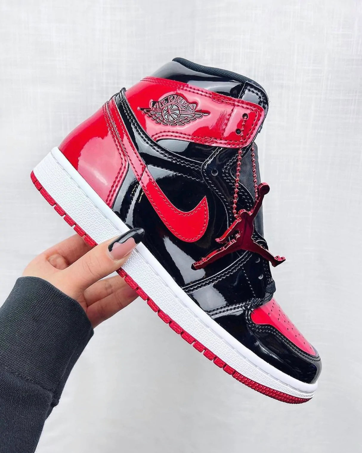Air Jordan 1 High Og Patent Bred - Image 5