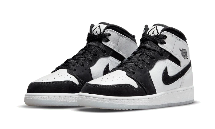 Air Jordan 1 Mid Diamond Shorts - Image 3