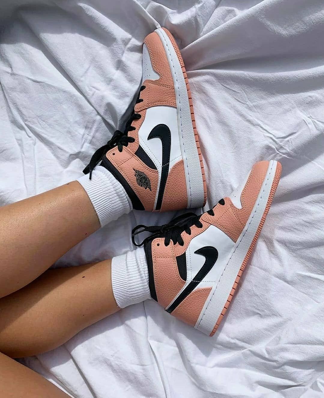 Air Jordan 1 Mid Pink Quartz - Image 6