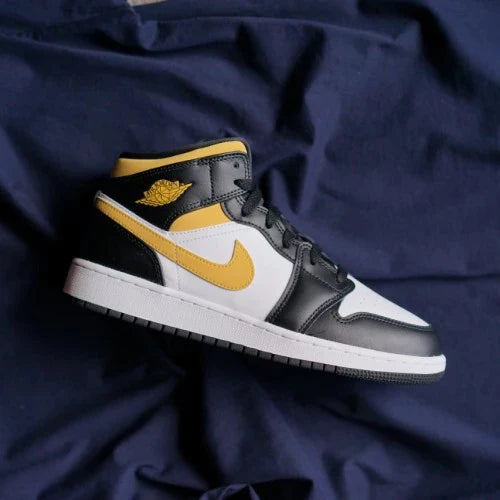 Air Jordan 1 Mid White Pollen Black - Image 5