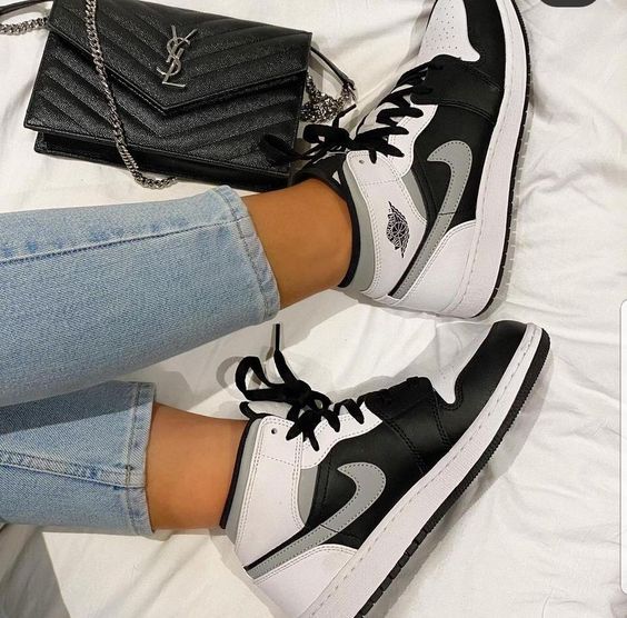 Air Jordan 1 Mid White Shadow - Image 4