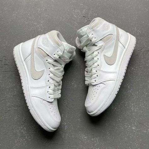 Air Jordan 1 Retro High 85 Neutral Gray - Image 5