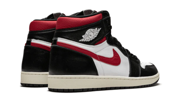 Air Jordan 1 Retro High Black Gym Red - Image 3