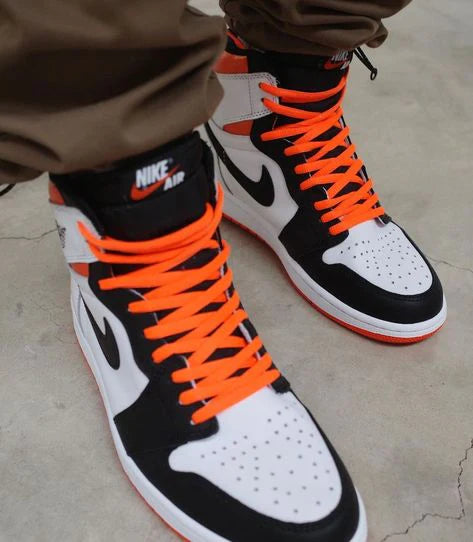 Air Jordan 1 Retro High Og Electro Orange - Image 5
