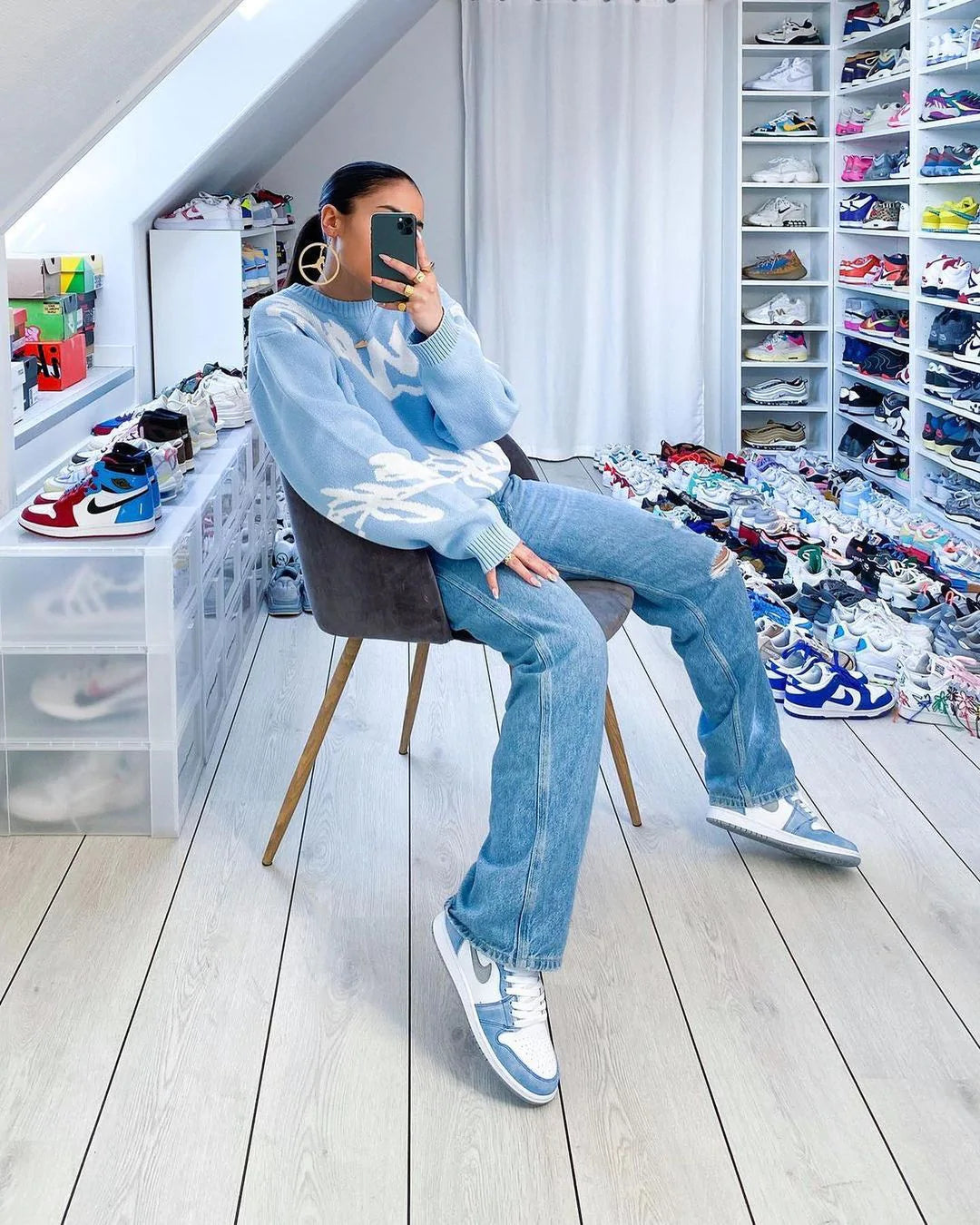 Air Jordan 1 Retro High Og Hyper Royal - Image 7