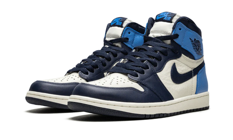 Alternative view of Air Jordan 1 Retro High Og Obsidian Unc 2019