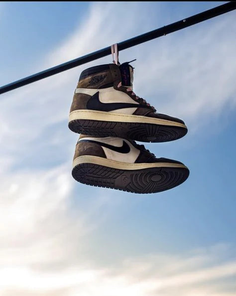 Air Jordan 1 Retro High Travis Scott Dark Moch - Image 8
