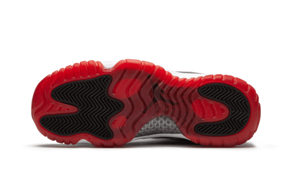 Air Jordan 11 Low White Bred - Image 4
