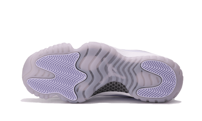 Alternative view of Air Jordan 11 Retro Low Pure Violet