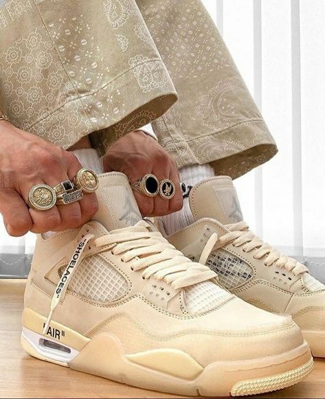 Air Jordan 4 Retro Off White Sail - Image 6