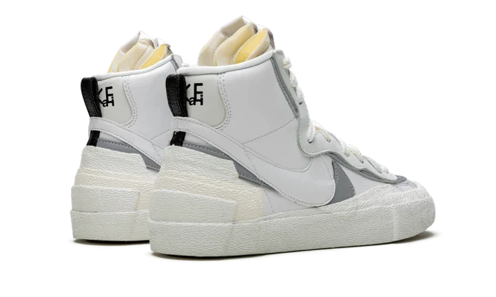 Blazer Mid Sacai White Gray - Image 3