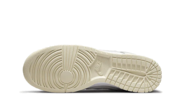Dunk Low Coconut Milk - Image 3