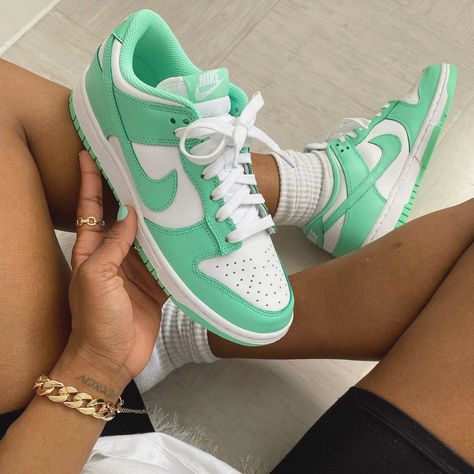 Dunk Low Green Glow - Image 5