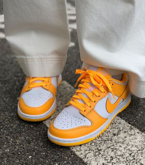Dunk Low Laser Orange - Image 5
