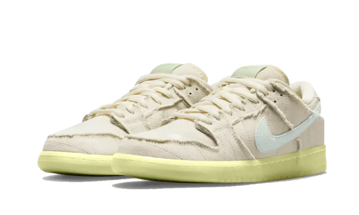 Alternative view of Dunk Low Sb Mummy