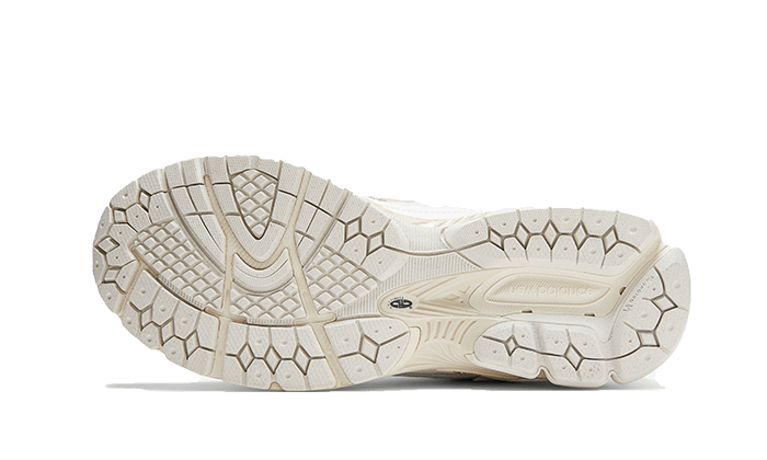 New Balance 1906D Protection Pack White Leather - Image 3