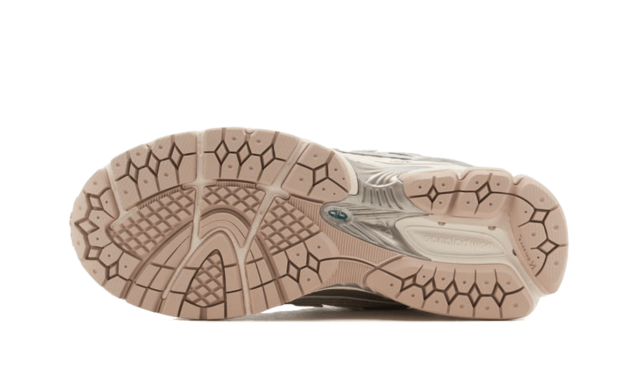 New Balance 1906R Silver Metallic Cream - Image 4