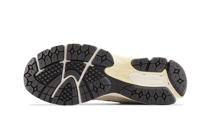 New Balance 2002R Calm Taupe - Image 4