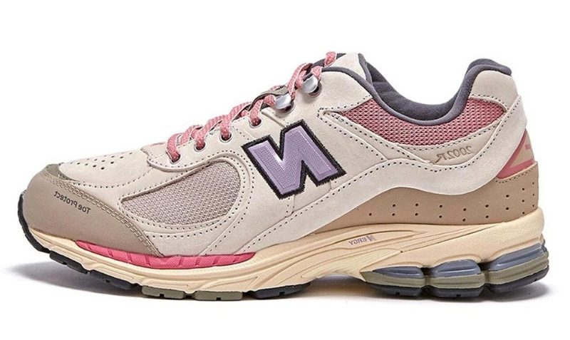 New Balance 2002R Calm Taupe