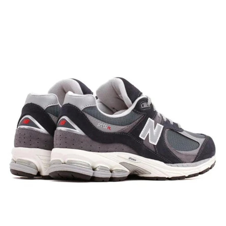 New Balance 2002R Eclipse Raincloud - Image 3
