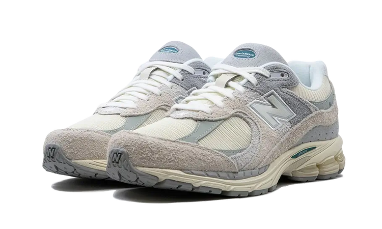 New Balance 2002R Linen - Image 2