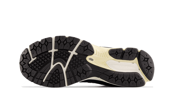 New Balance 2002R Navy Eclipse - Image 3