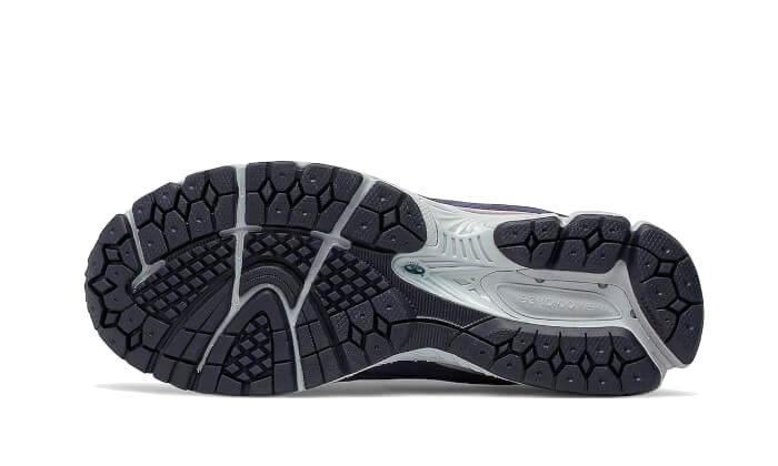 Alternative view of New Balance 2002R Night Tide