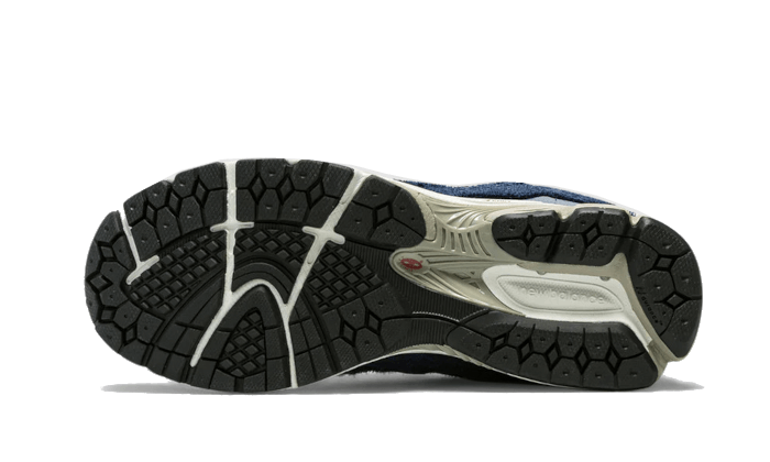 New Balance 2002R Protection Pack Navy - Image 4