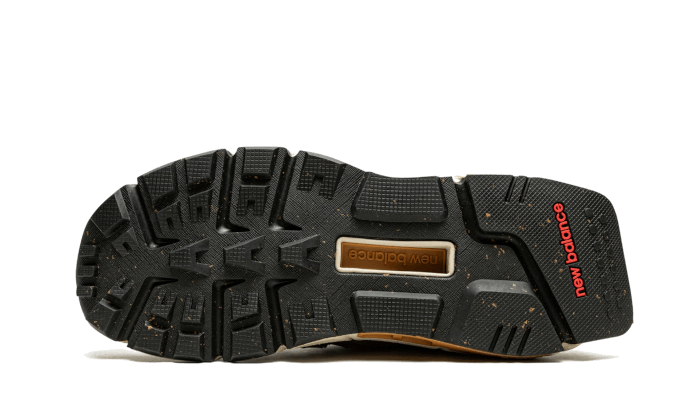 New Balance 574 Salehe Bembury Yurt Team Forest Green - Image 4