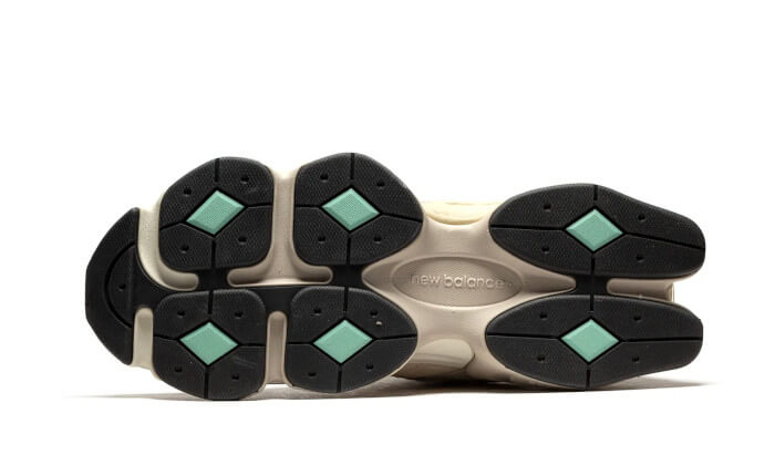 New Balance 9060 Sea Salt - Image 3