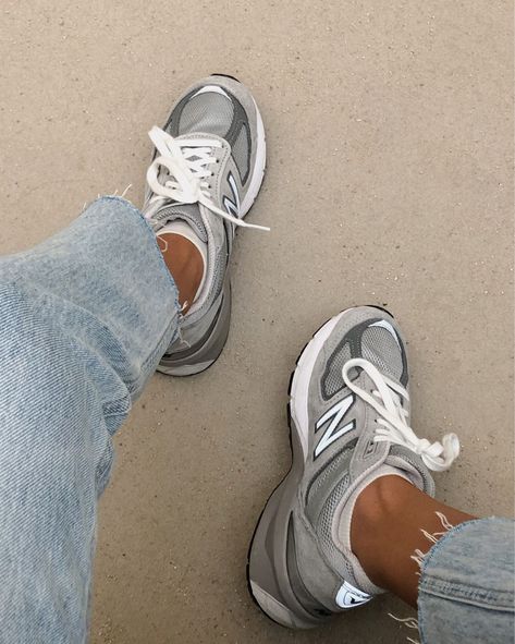 New Balance 990V6 Gs Grey Silver - Image 5