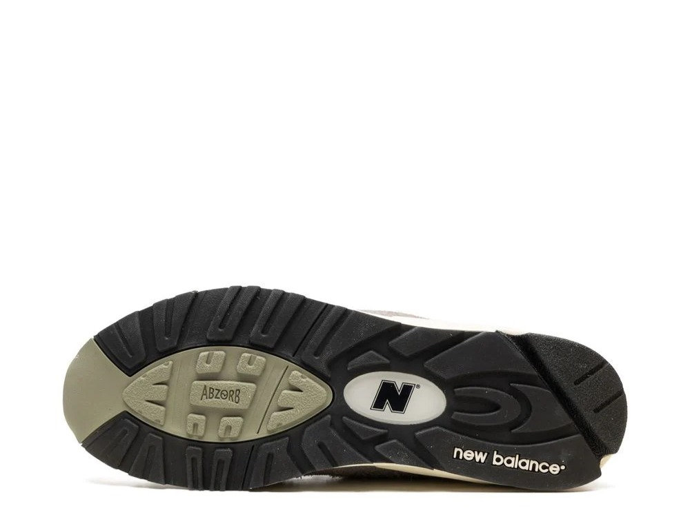 New Balance X Teddy Santis 990 V2 “Made In The Usa” - Image 3