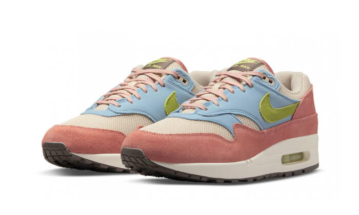 Alternative view of Nike Air Max 1 Light Madder Root