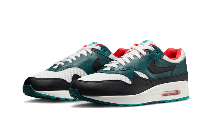 Alternative view of Nike Air Max 1 Liverpool Lebron James