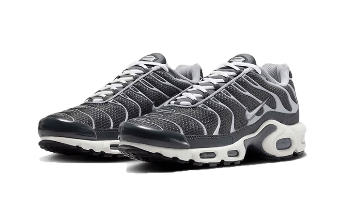 Alternative view of Nike Air Max Plus Se Greyscale Cool Gray