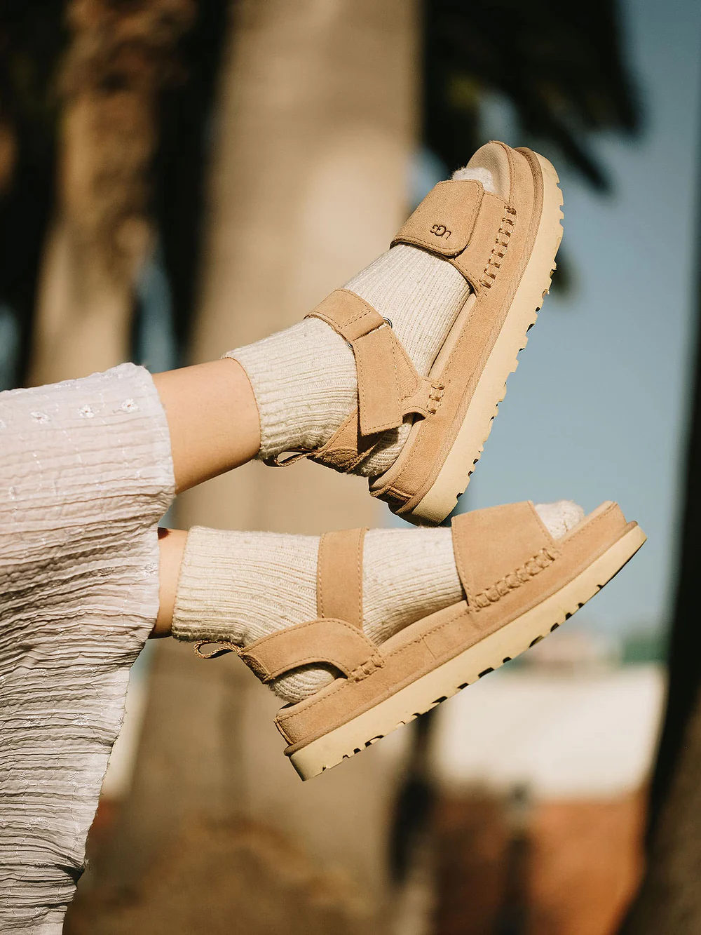 Ugg Women’S Goldenstar Sandal Driftwood - Image 7