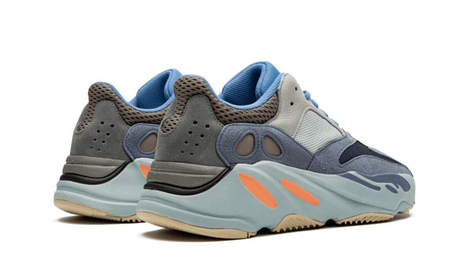 Yeezy 700 Carbon Blue - Image 3