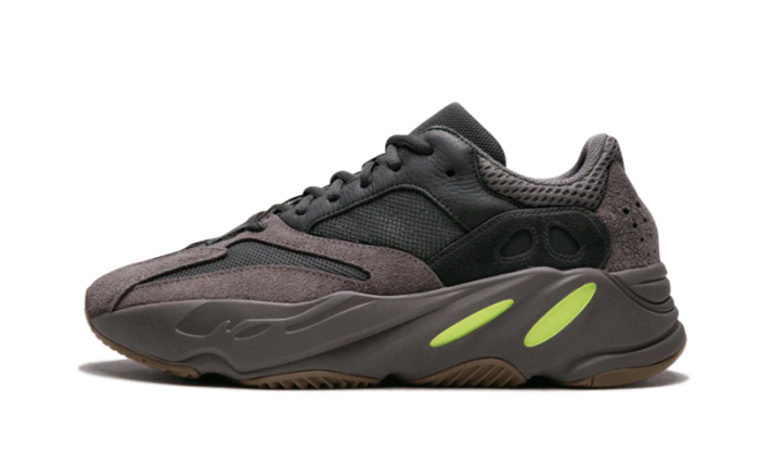Yeezy 700 Mauve - Image 6