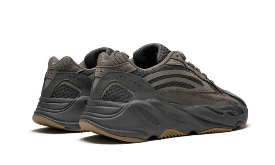 Yeezy 700 V2 Geode - Image 3