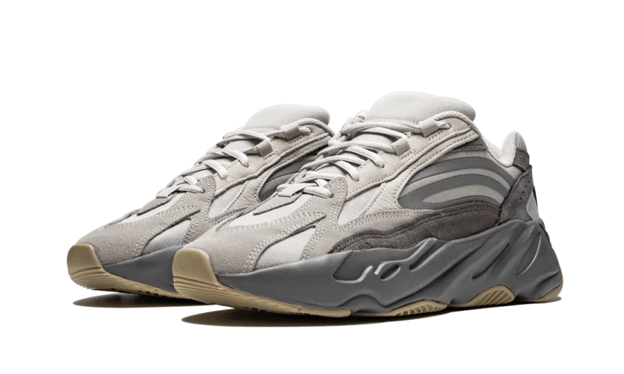 Alternative view of Yeezy 700 V2 Tephra