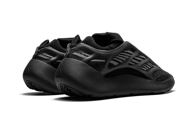 Yeezy 700 V3 Alvah - Image 3