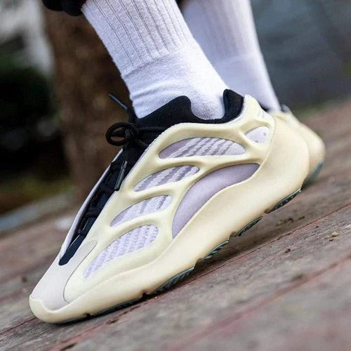 Yeezy 700 V3 Azael - Image 5