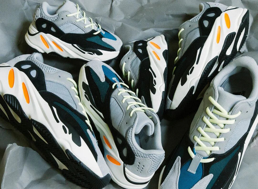 Yeezy 700 Wave Runner Solid Gray - Image 5
