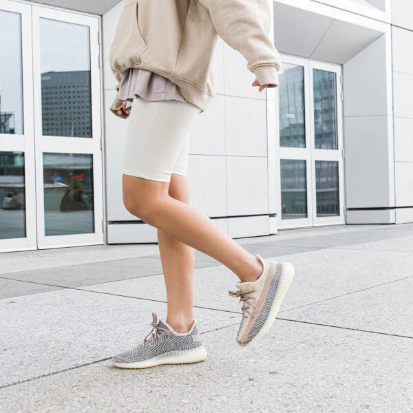 Yeezy Boost 350 V2 Ash Pearl - Image 6