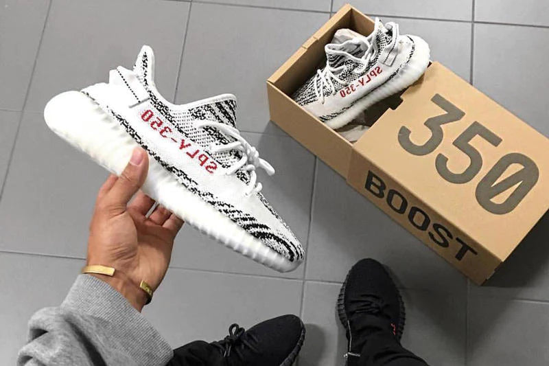 Yeezy Boost 350 V2 Zebra - Image 5
