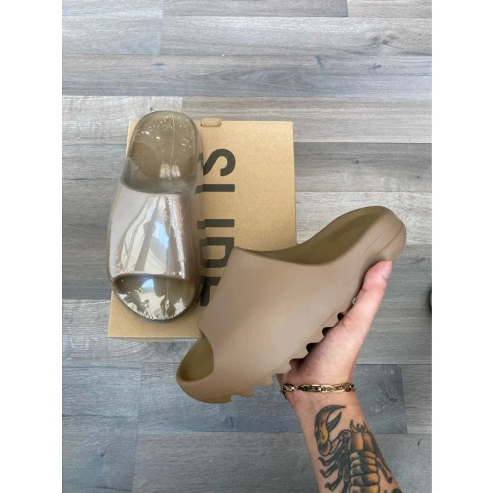 Yeezy Slide Core - Image 4