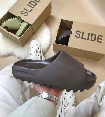 Alternative view of Yeezy Slide Soot